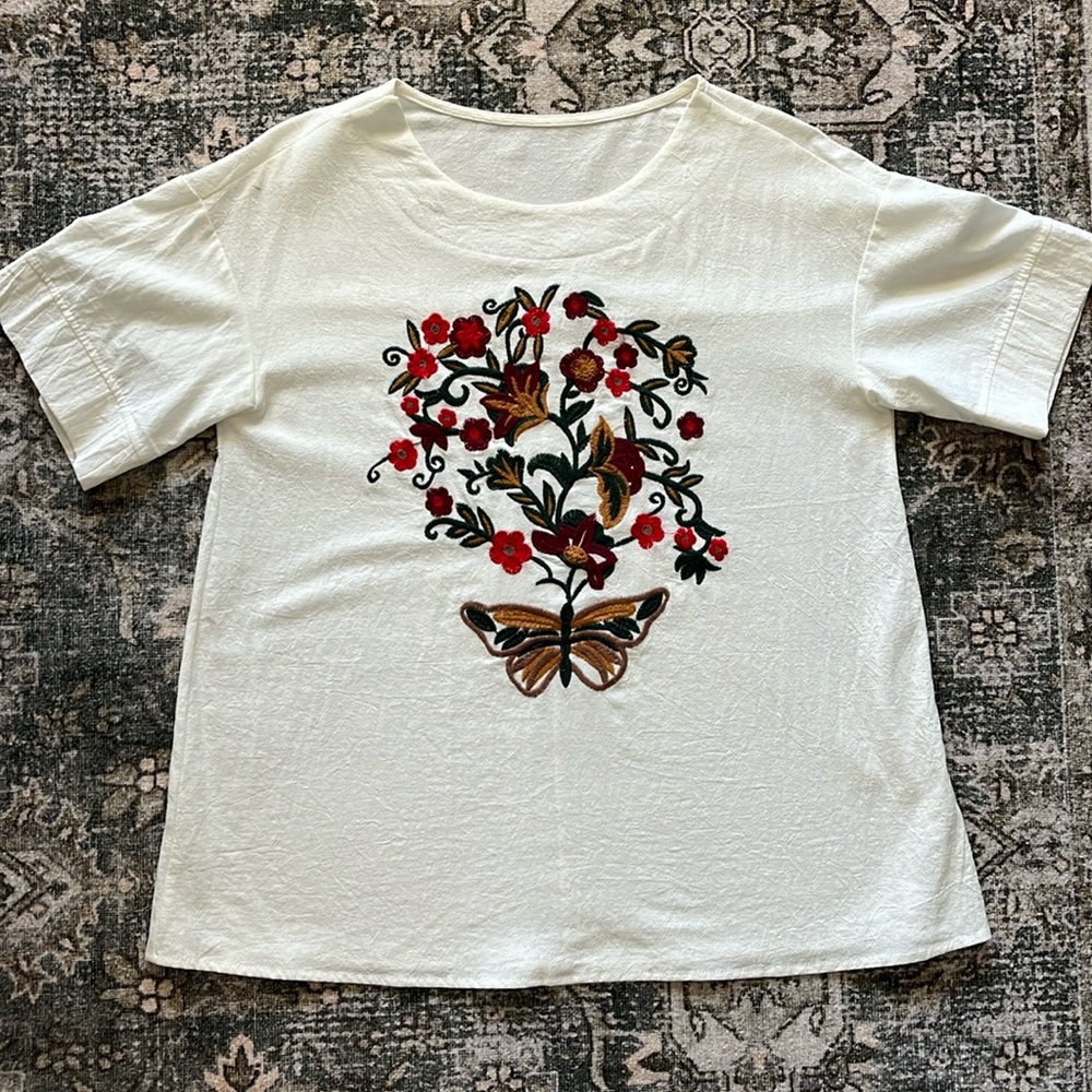 Cute blouse!